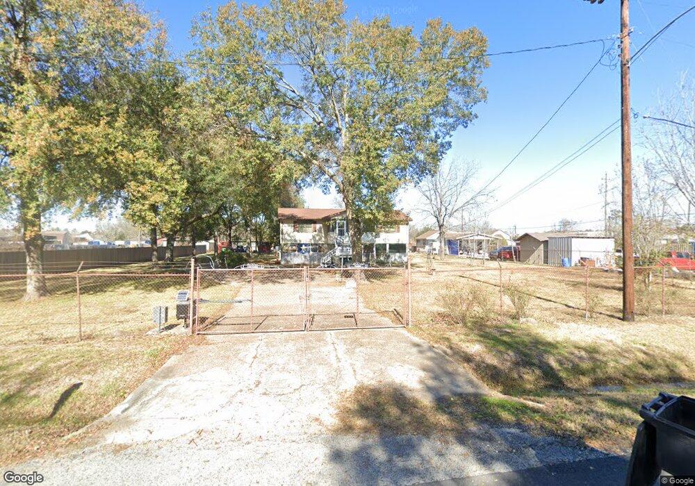 4715 Saunders Rd, Houston, TX 77093 - photo 1