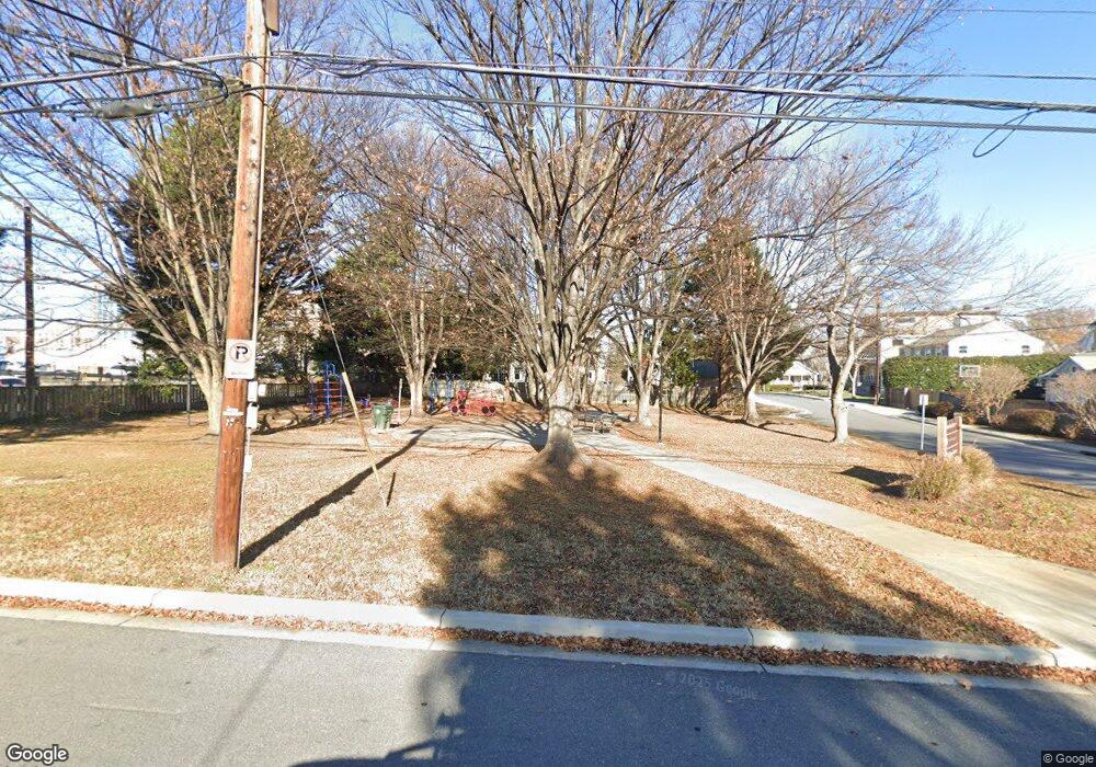 4701 Chase Ave, Bethesda, MD 20814 - photo 1