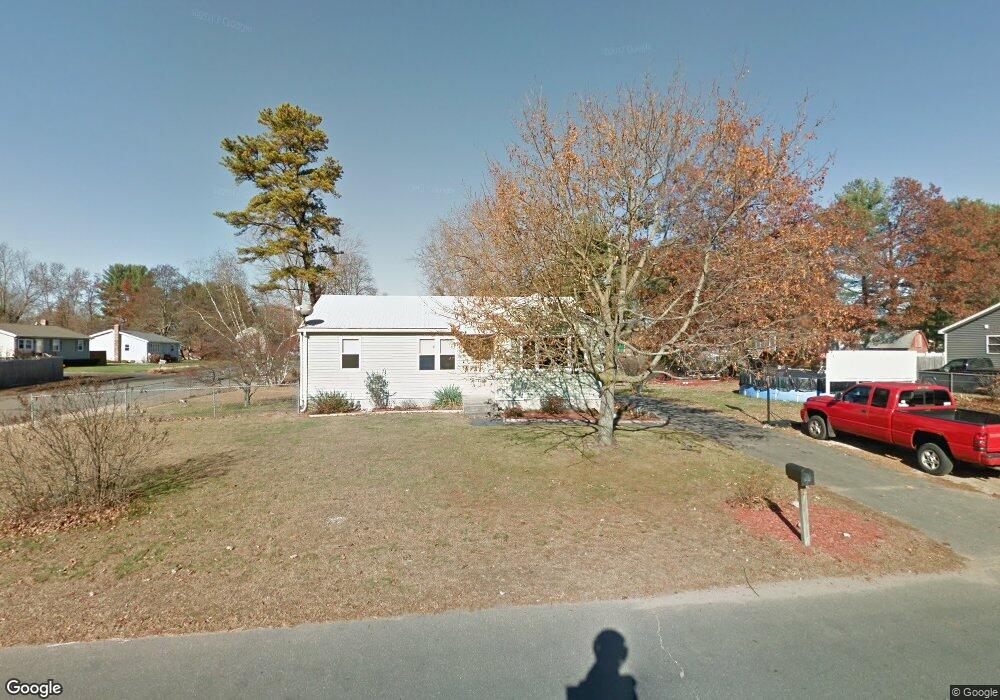 32 Campbell Dr, Easthampton, MA 01027 - photo 1