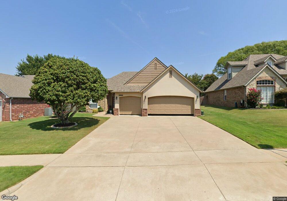 7302 E Jackson Place, Broken Arrow, OK 74014 - photo 1