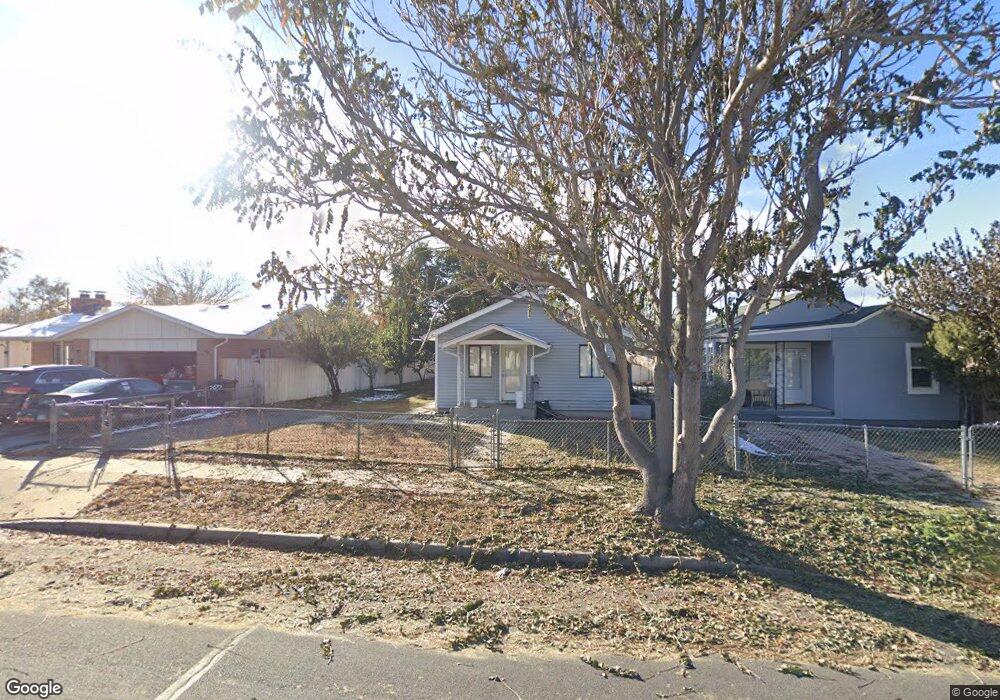 2081 Fulton St, Aurora, CO 80010 - photo 1