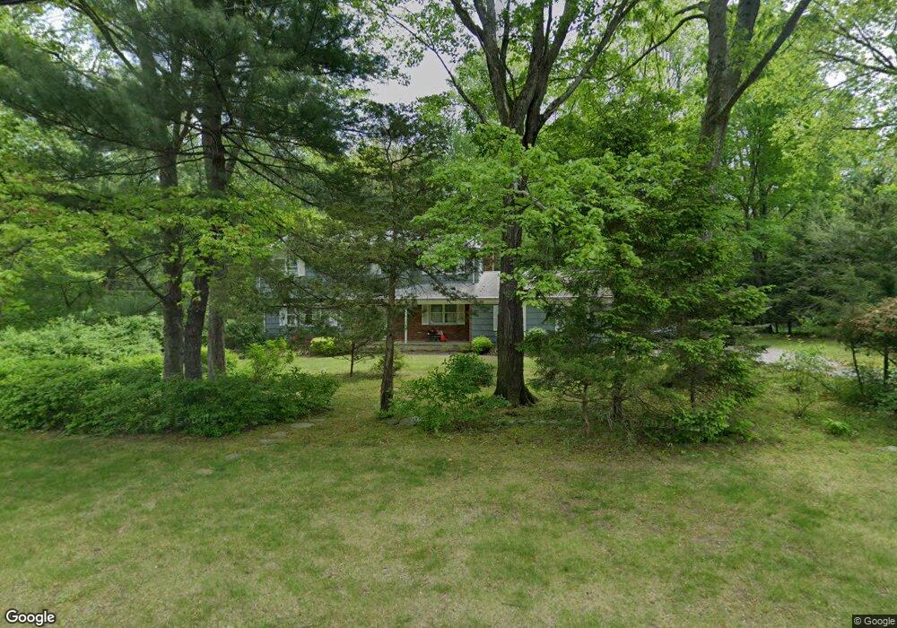 90 Greenbrier Rd, Trumbull, CT 06611 - photo 1