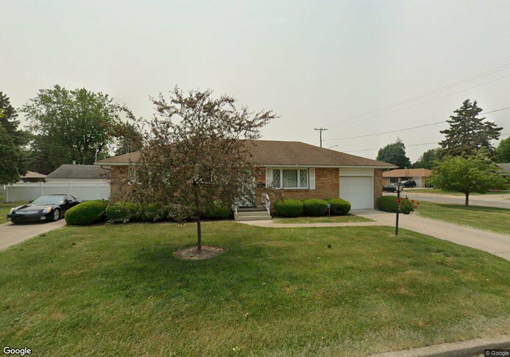 2502 Brenner Ct, Toledo, OH 43611 - photo 1