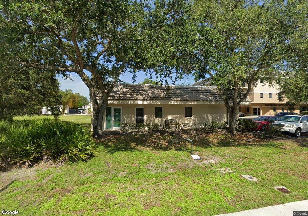 3425 10th St N, Naples, FL 34103 - photo 1