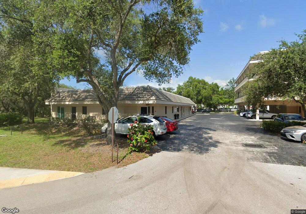 3425 10th St N unit 4, Naples, FL 34103 - photo 1