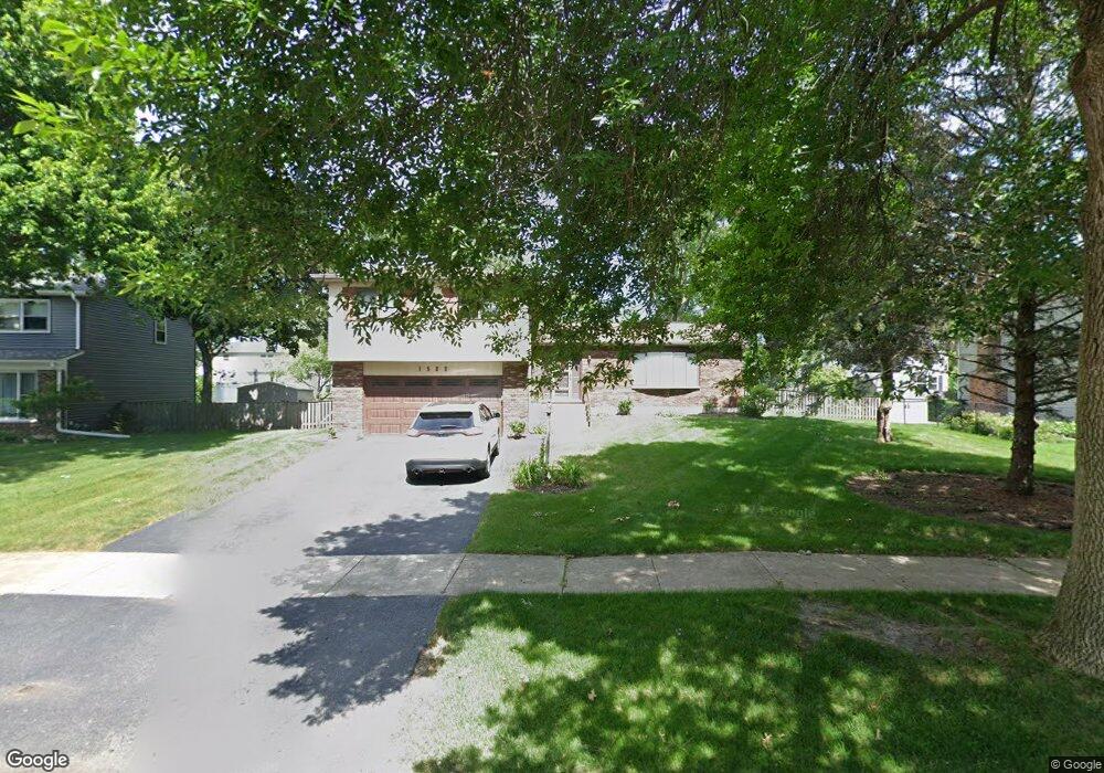 1522 Applegate Dr, Naperville, IL 60565 - photo 1