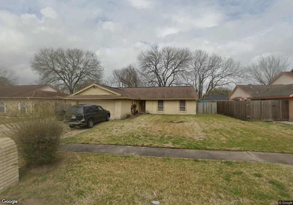 8415 Gulf Tree Ln, Houston, TX 77075 - photo 1