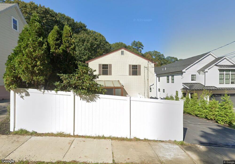 23 Thurston Rd, Newton, MA 02461 - photo 1