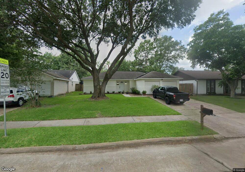 16306 Tibet Rd, Friendswood, TX 77546 - photo 1