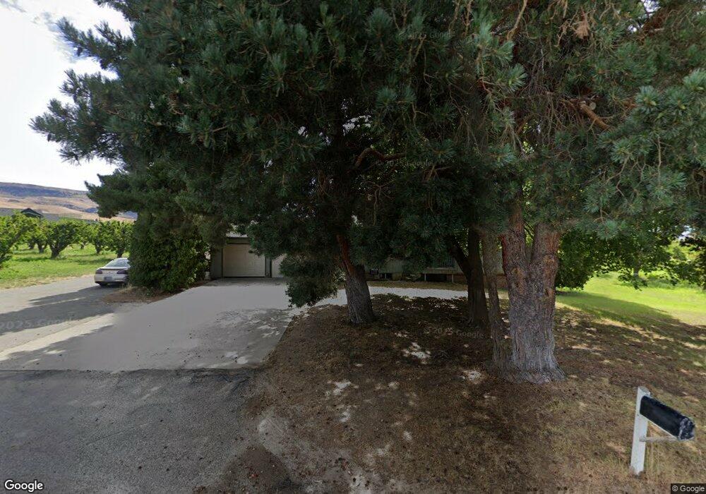 875 N Nile Ave, East Wenatchee, WA 98802 - photo 1