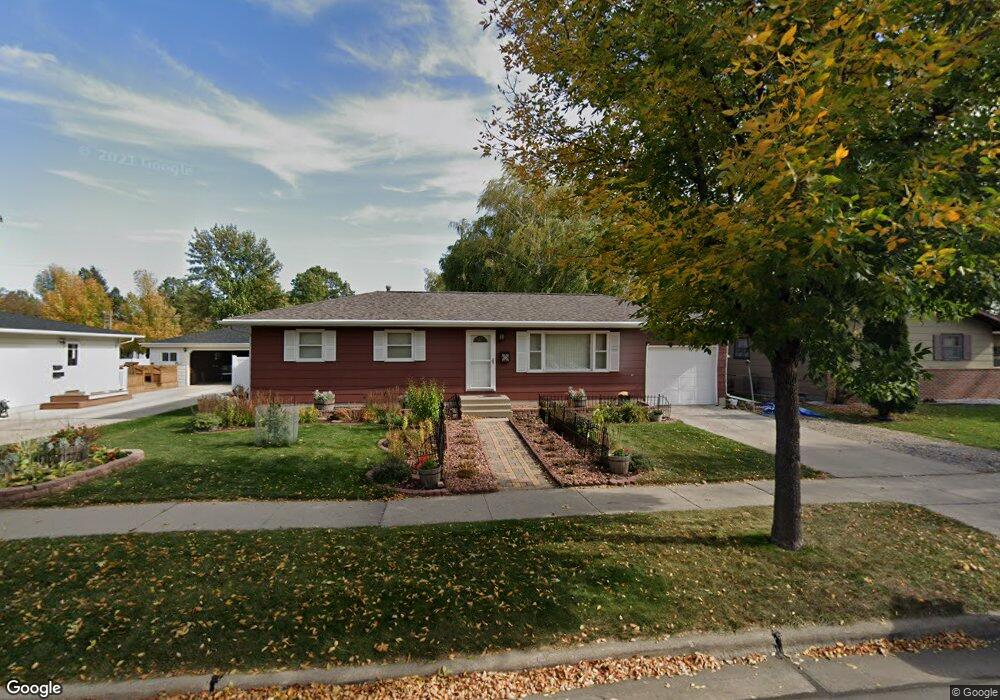 1723 Drees Dr, Grand Forks, ND 58201 - photo 1