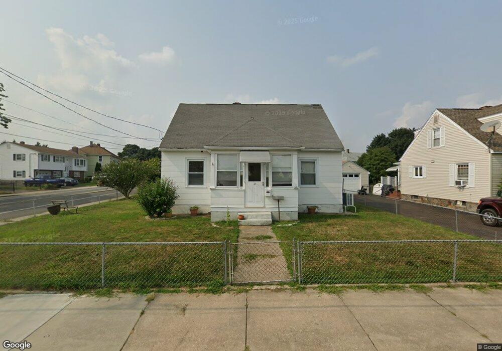 369 Winsor St, Ludlow, MA 01056 - photo 1