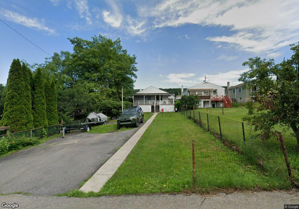 522 Willing St, Tamaqua, PA 18252 - photo 1