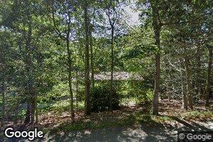 83 F r Lillie Rd, Woods Hole, MA 02543