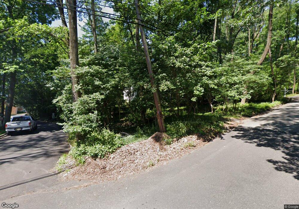 379 North Dr, North Plainfield, NJ 07060 - photo 1