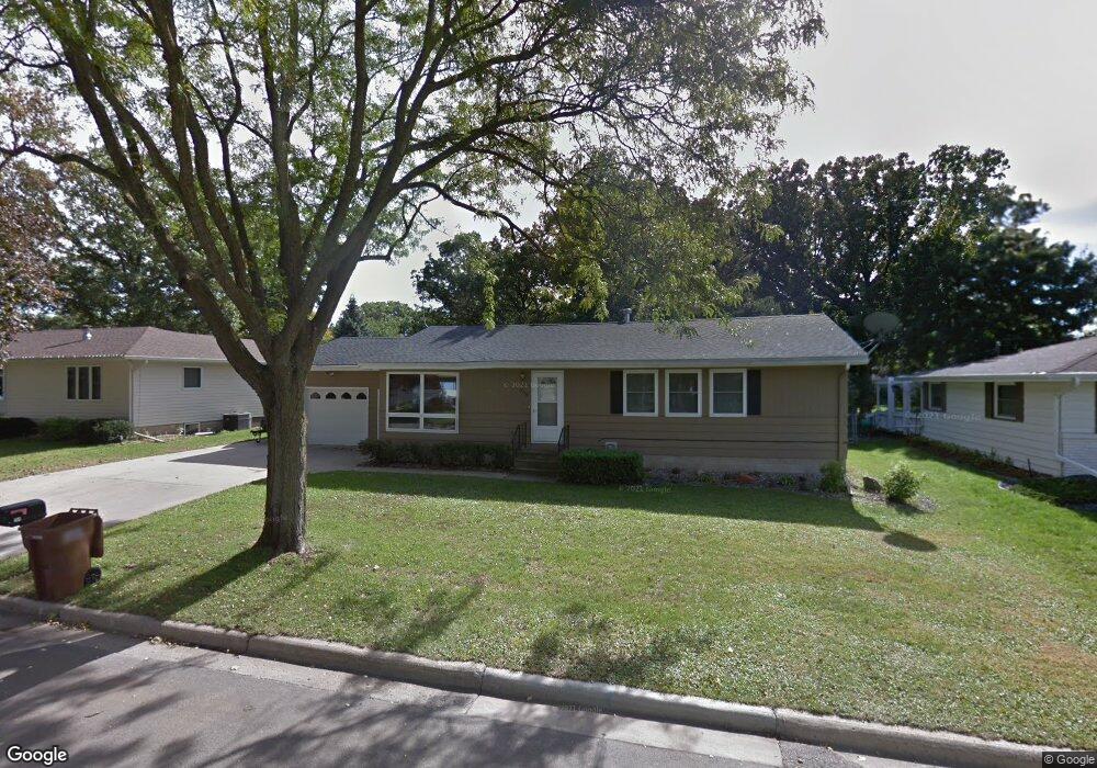 204 Fredrick Dr, Albert Lea, MN 56007 - photo 1