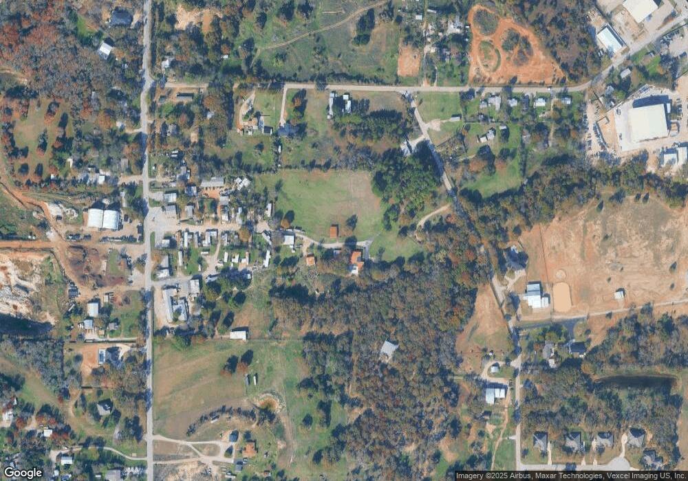 1124 Scotland Ave, Azle, TX 76020 - photo 1