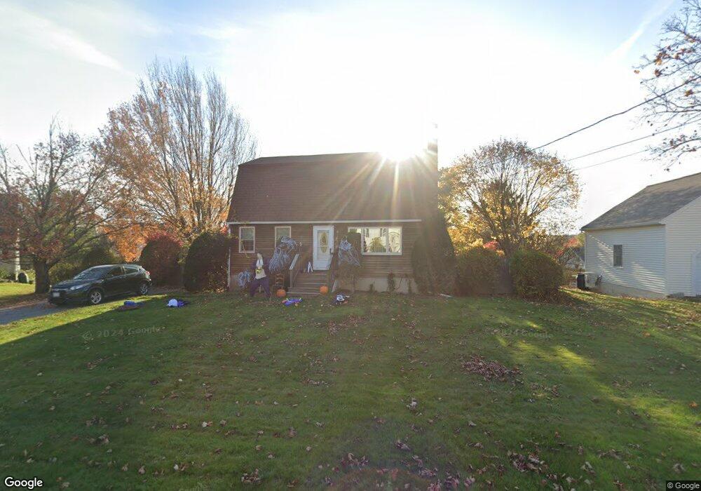 8 Coltin Dr, Newburyport, MA 01950 - photo 1