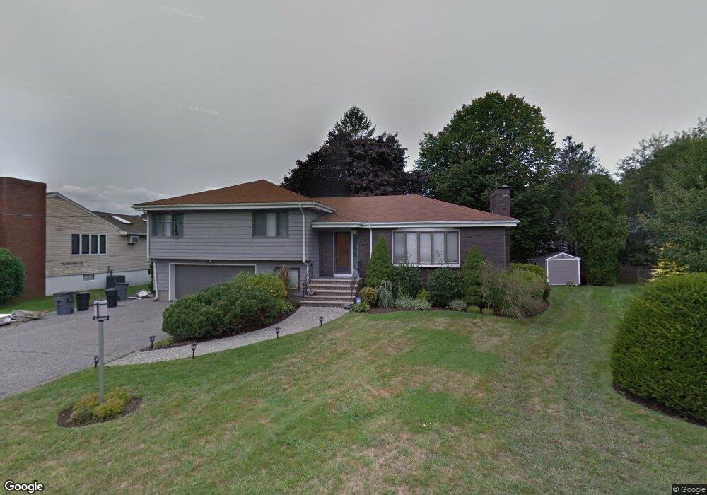 6 Robin Ln, Swampscott, MA 01907 - photo 1