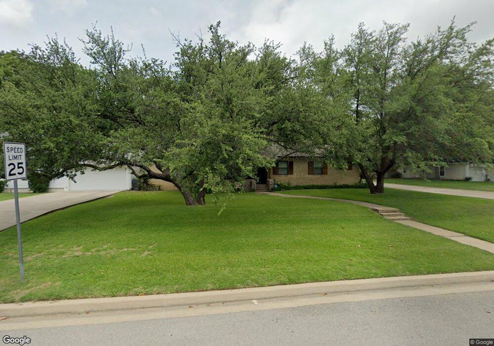 1601 3rd Ave SW, Ardmore, OK 73401 - photo 1