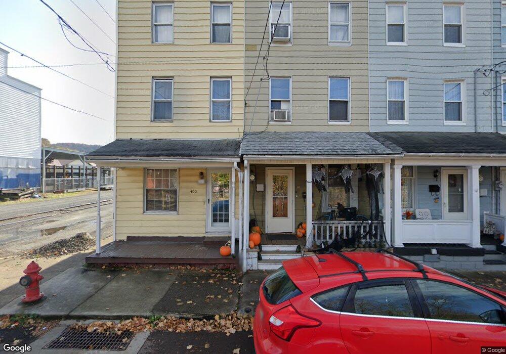 402 W Arch St, Shamokin, PA 17872 - photo 1
