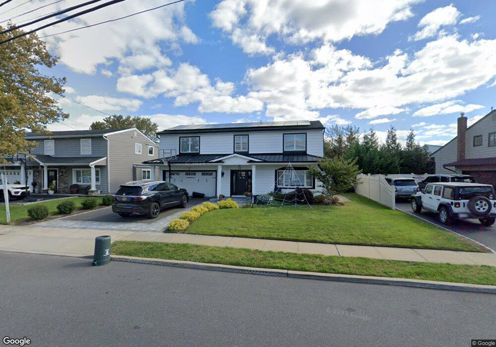 3367 Hewlett Ave, Merrick, NY 11566 - photo 1