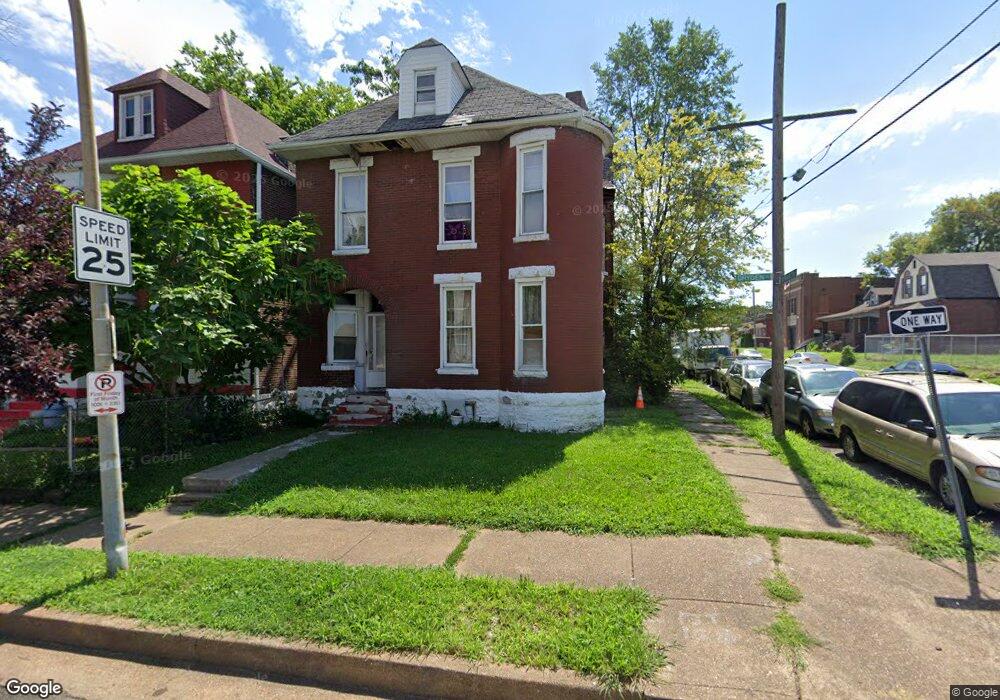 4000 Dryden Ave, Saint Louis, MO 63115 - photo 1