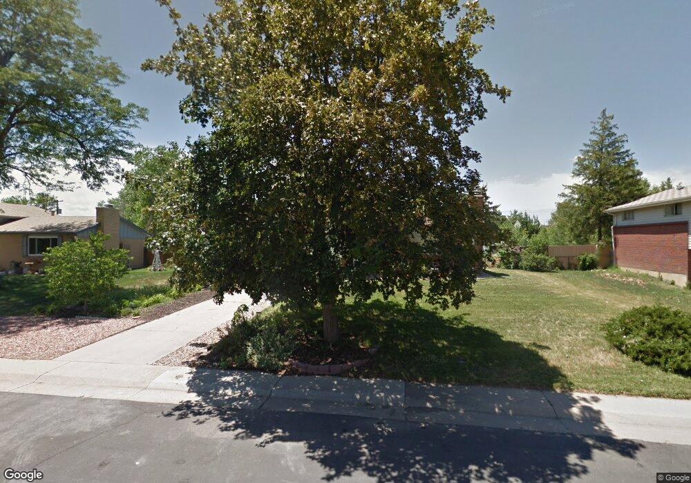 683 Elkhart St, Aurora, CO 80011 - photo 1