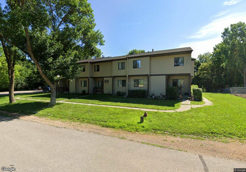 510 N Grant St, Blue Earth, MN 56013 - photo 1