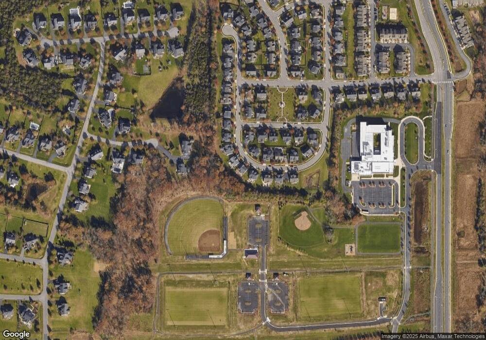 22305 Lost Branch Cir, Ashburn, VA 20148 - photo 1