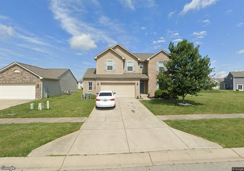 2492 Wildflower Ln, Greenwood, IN 46143 - photo 1