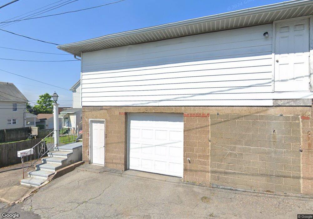 628 Perry Ct, Hazleton, PA 18201 - photo 1