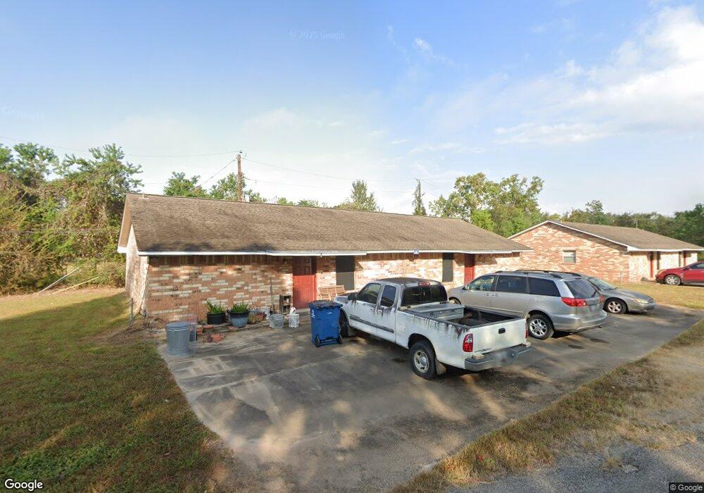 635 Willow St, Waller, TX 77484 - photo 1