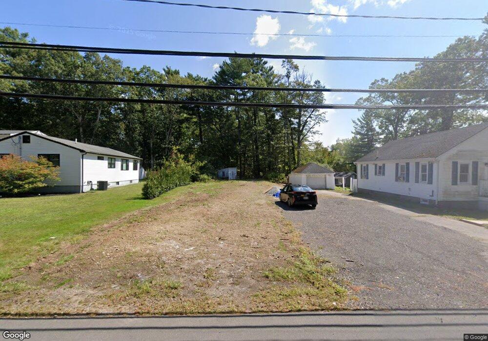 361 W Pleasant St, Rockland, MA 02370 - photo 1