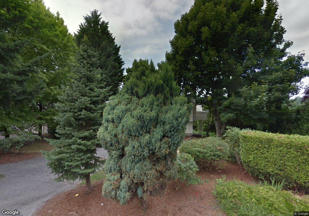 8014 NE 28th St, Hunts Point, WA 98004 - photo 1