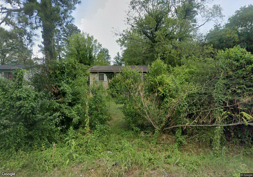 1128 Haywood Rd, Macon, GA 31211 - photo 1