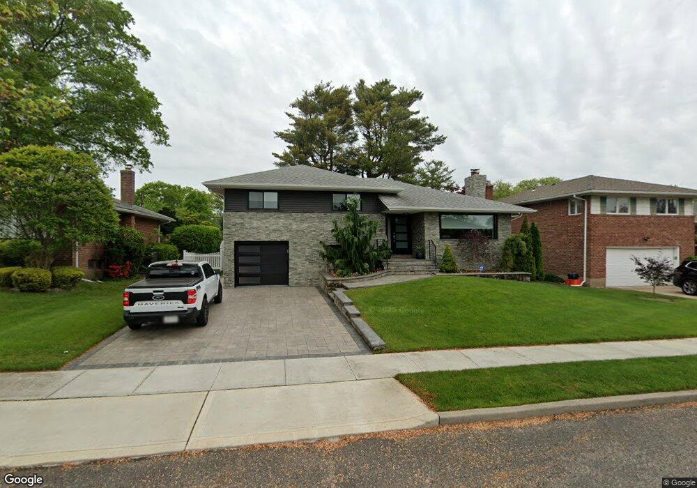 450 Garden Blvd, Garden City, NY 11530 - photo 1