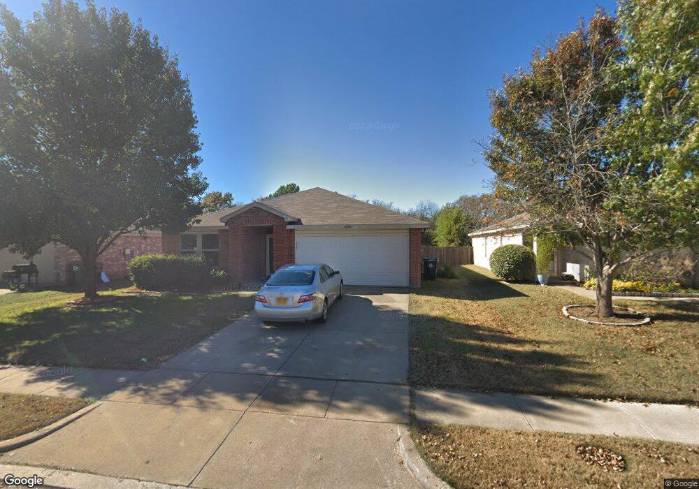 8200 Winding Stream Ln, Denton, TX 76210 - photo 1