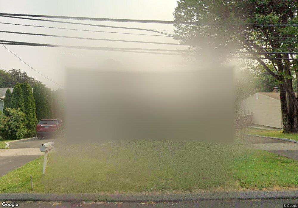 1736 N Benson Rd, Fairfield, CT 06824 - photo 1