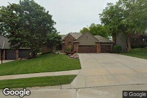 3325 N 129th Cir, Omaha, NE 68164