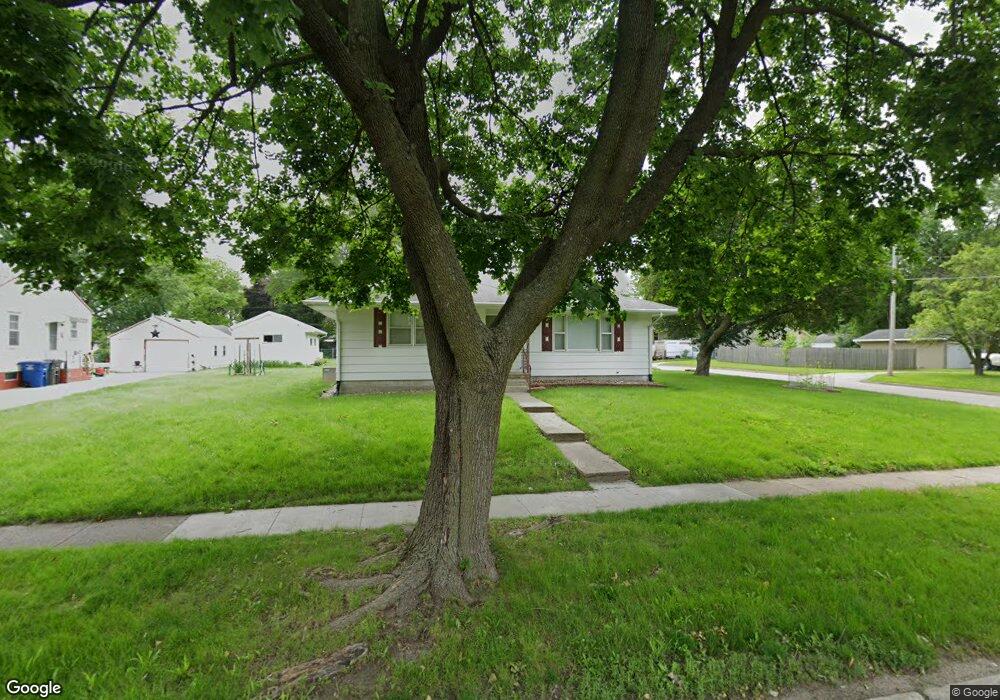 2101 E 24th St, Des Moines, IA 50317 - photo 1