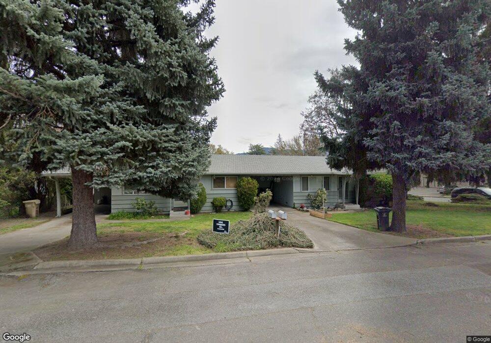 503 NW Fry St, Grants Pass, OR 97526 - photo 1