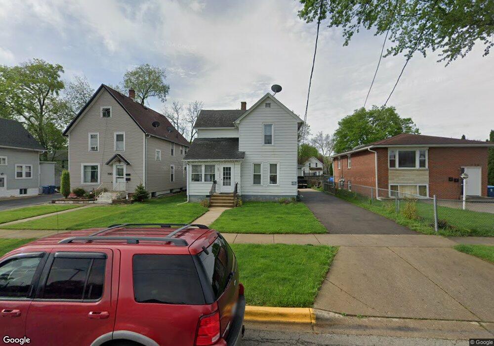 712 W New York St unit 714, Aurora, IL 60506 - photo 1