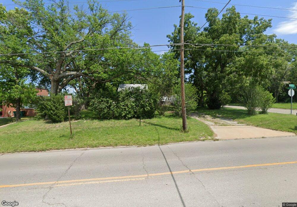 2000 SW 37th St, Topeka, KS 66611 - photo 1