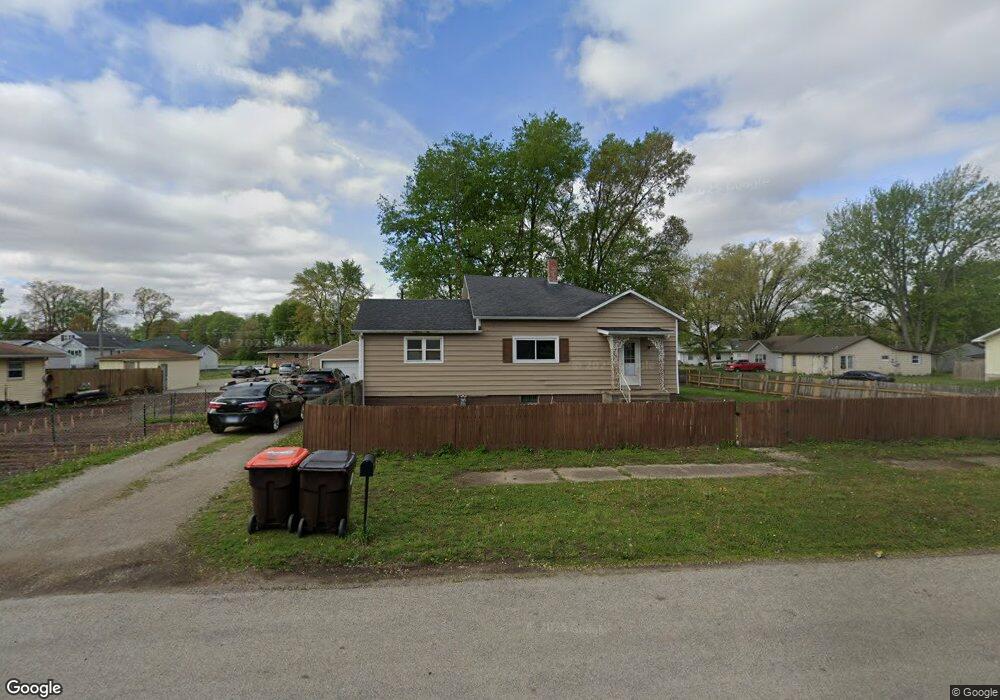 201 Williamette Ave, Lincoln, IL 62656 - photo 1