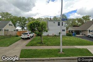 334 Appletree Dr, Levittown, PA 19055
