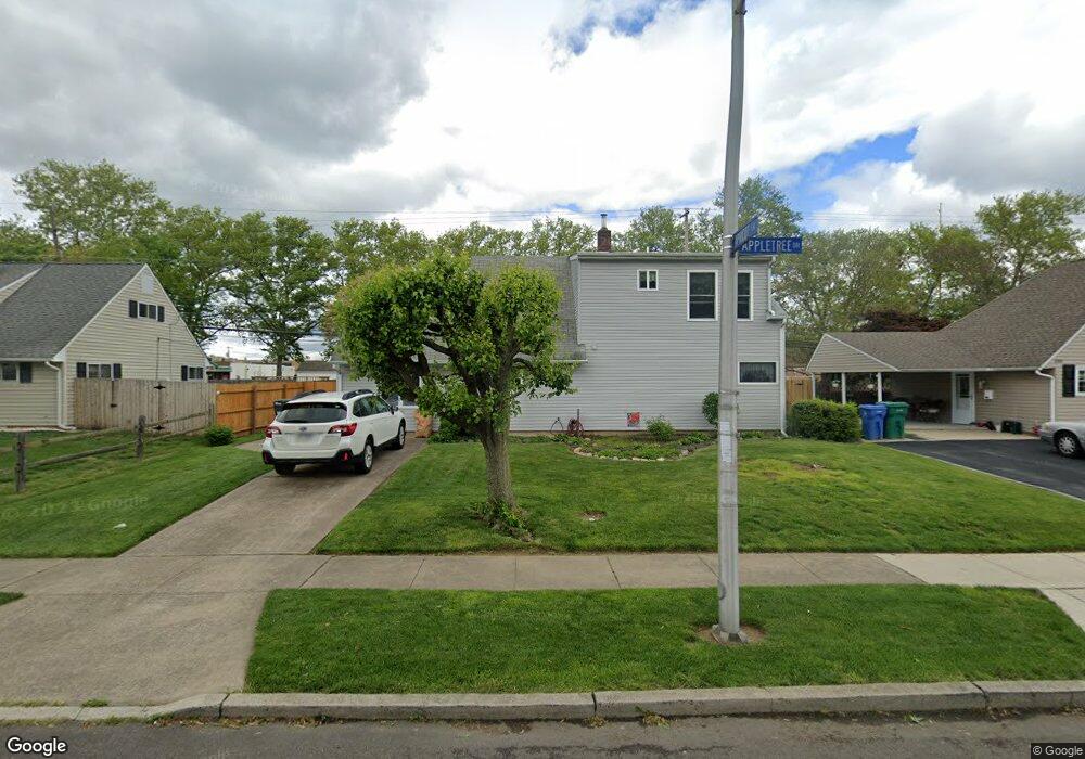 334 Appletree Dr, Levittown, PA 19055 - photo 1