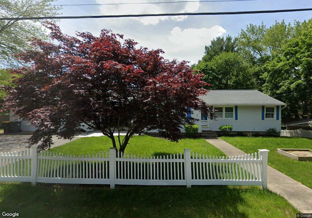 5 Tunmore Rd, Greenville, RI 02828 - photo 1