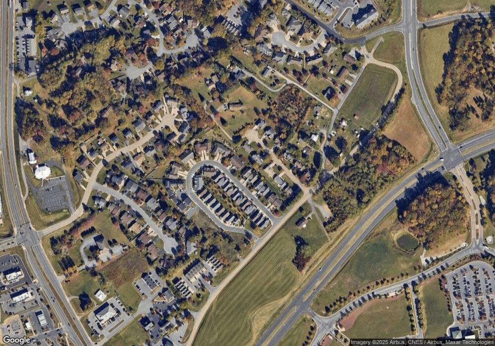 2560 Greenport Dr, Harrisonburg, VA 22801 - photo 1