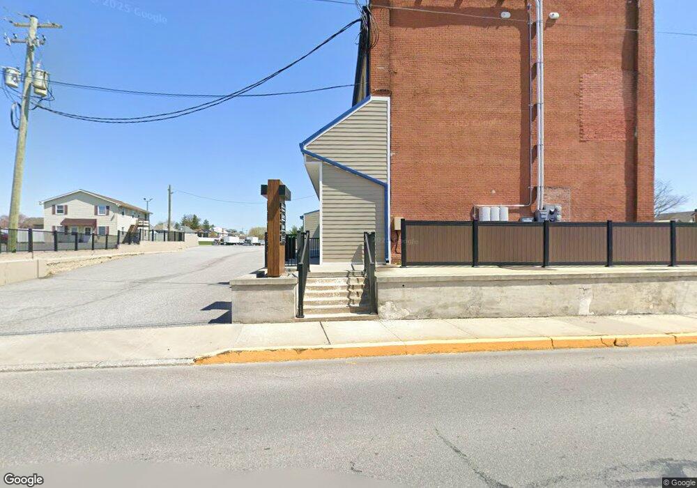 328 E Main St unit 1ST FLOOR, New Holland, PA 17557 - photo 1